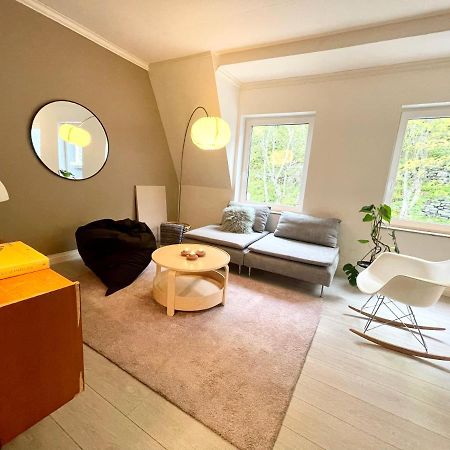 Charming Apartment In Alesund Center With Free Parking Buitenkant foto