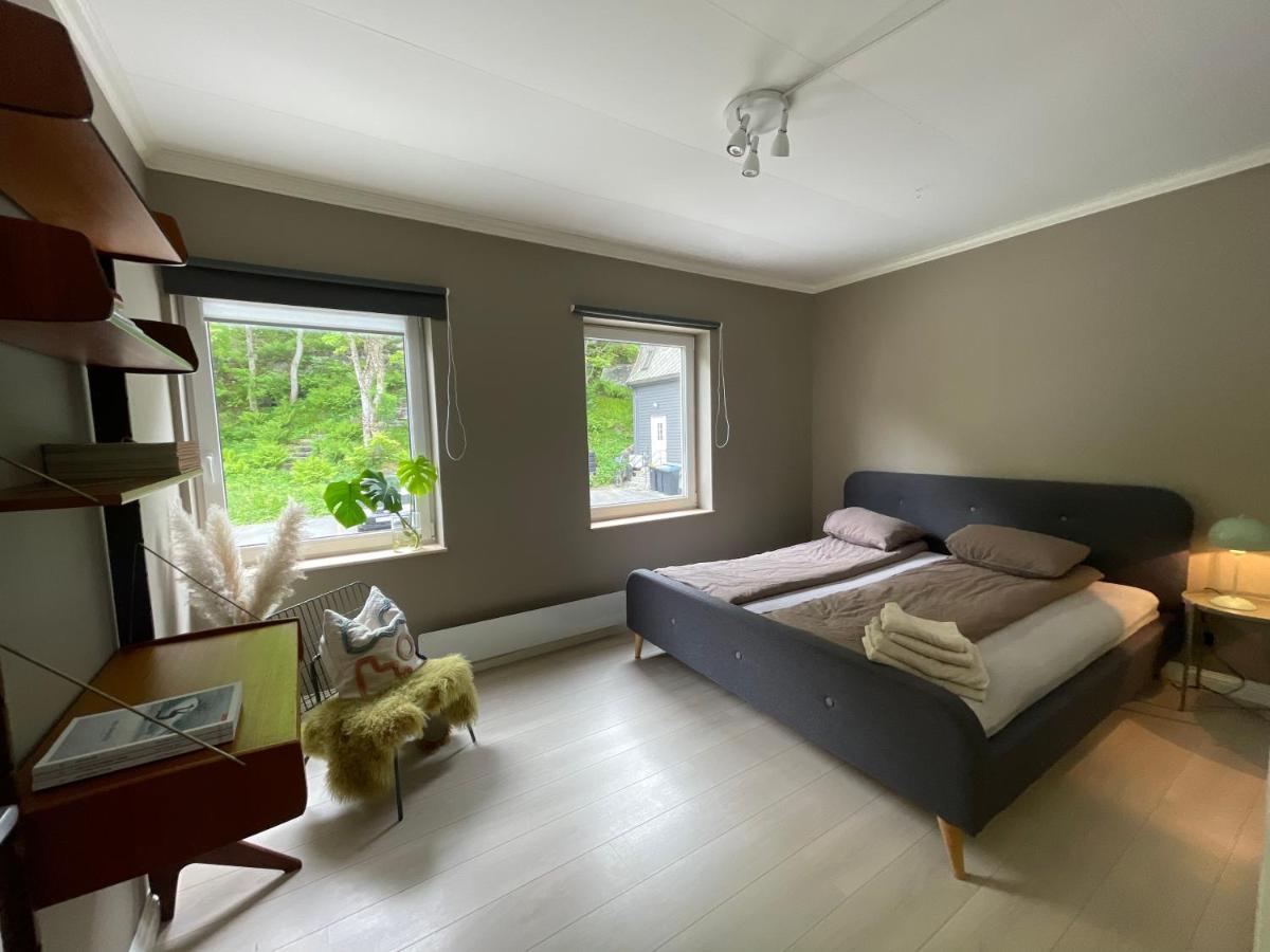 Charming Apartment In Alesund Center With Free Parking Buitenkant foto